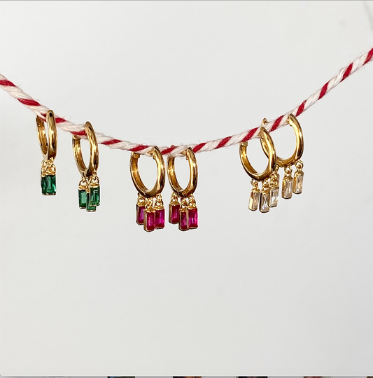 THREE SISTERS GOLD HUGGIE RUBY