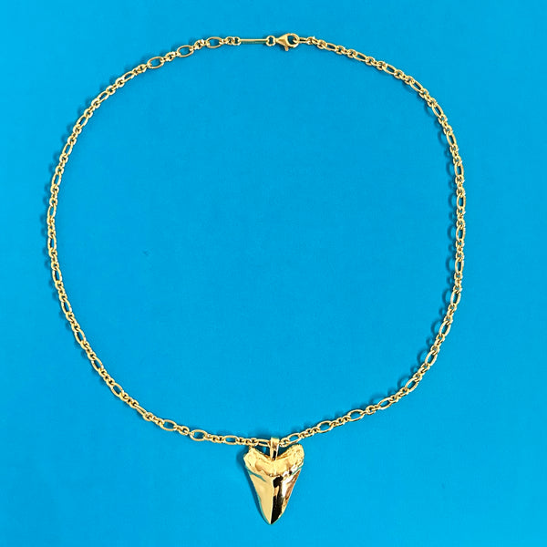 GOOD FORTUNE SHARKY GOLD NECKLACE