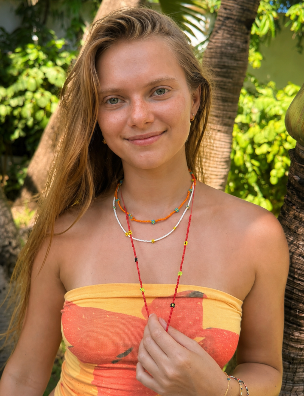 FLOWER POWER  NECKLACE