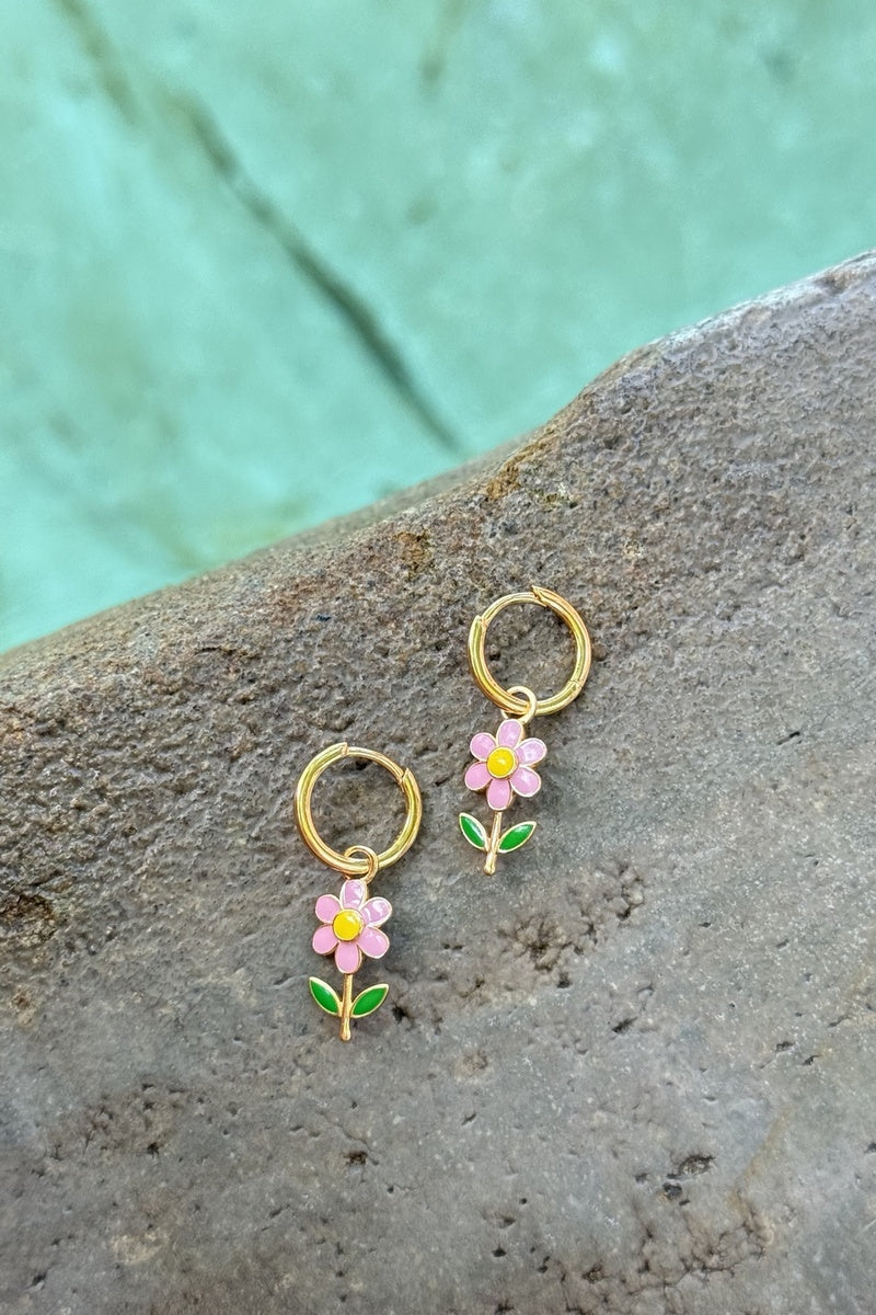 PRE -ORDER    DASIY BABY EARRINGS