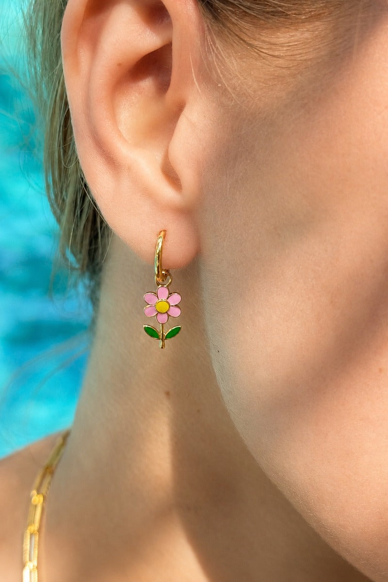 PRE -ORDER    DASIY BABY EARRINGS